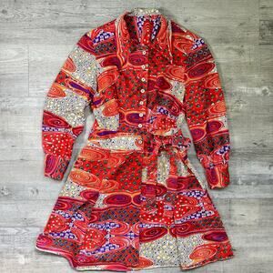 Late 60s/Early 70s Psychedelic Print Dagger Collar Dress With Union Tag